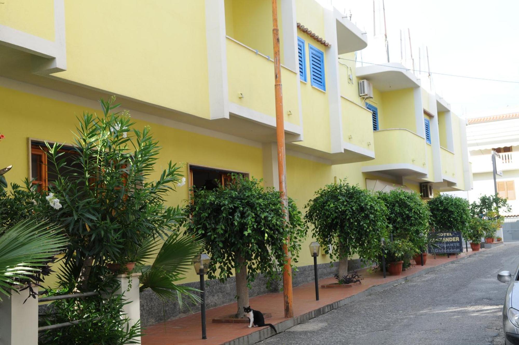 Hotel Alexander Santa Domenica  Εξωτερικό φωτογραφία