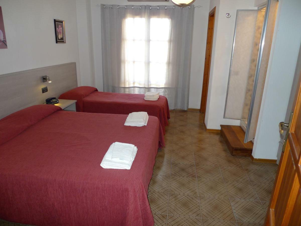 Hotel Alexander Santa Domenica  Εξωτερικό φωτογραφία