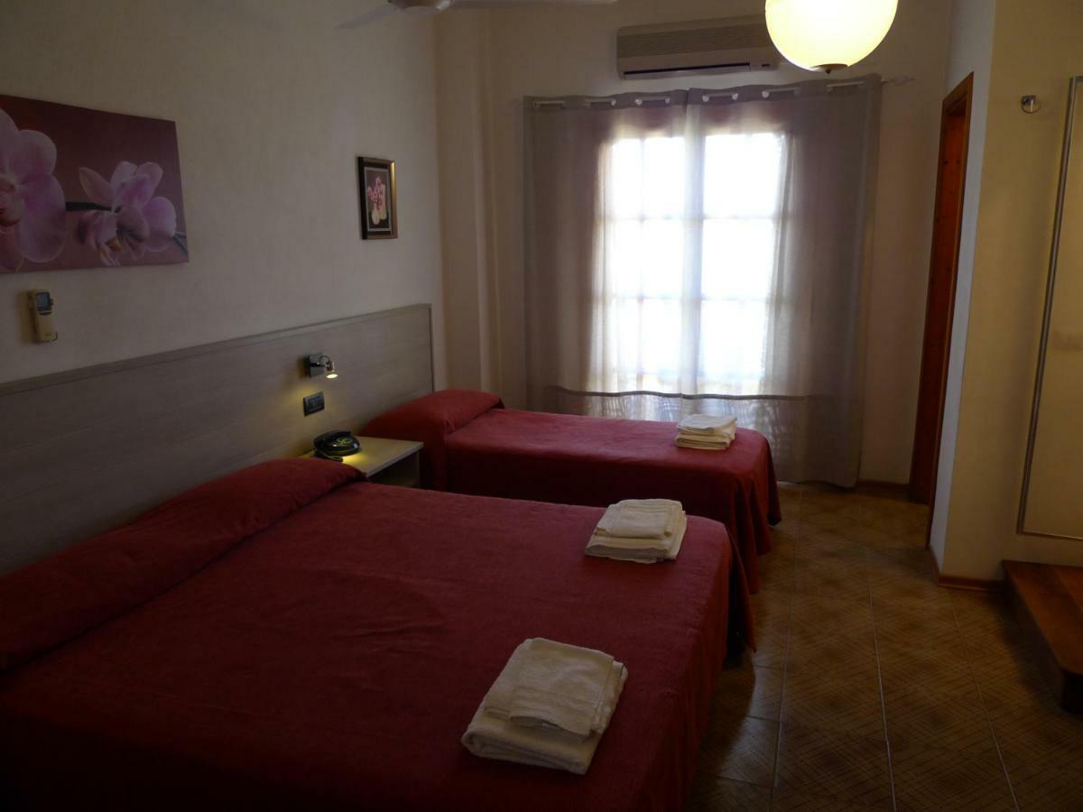 Hotel Alexander Santa Domenica  Εξωτερικό φωτογραφία